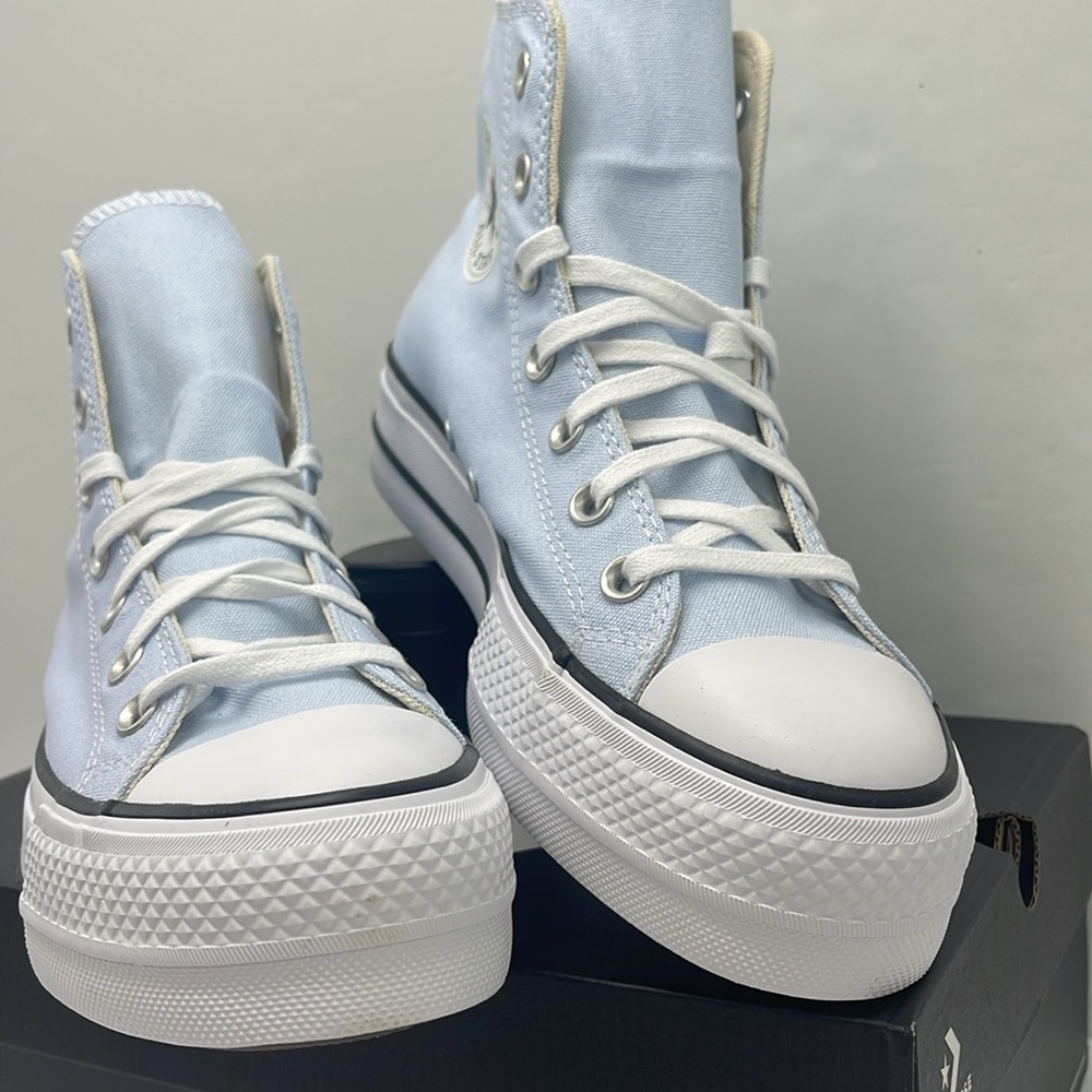 Converse WMNS Platform Sneakers A10644F
CTAS LIFT. HI BLUE SUPERMOON/NATURAL IVR - Picture 5 of 16